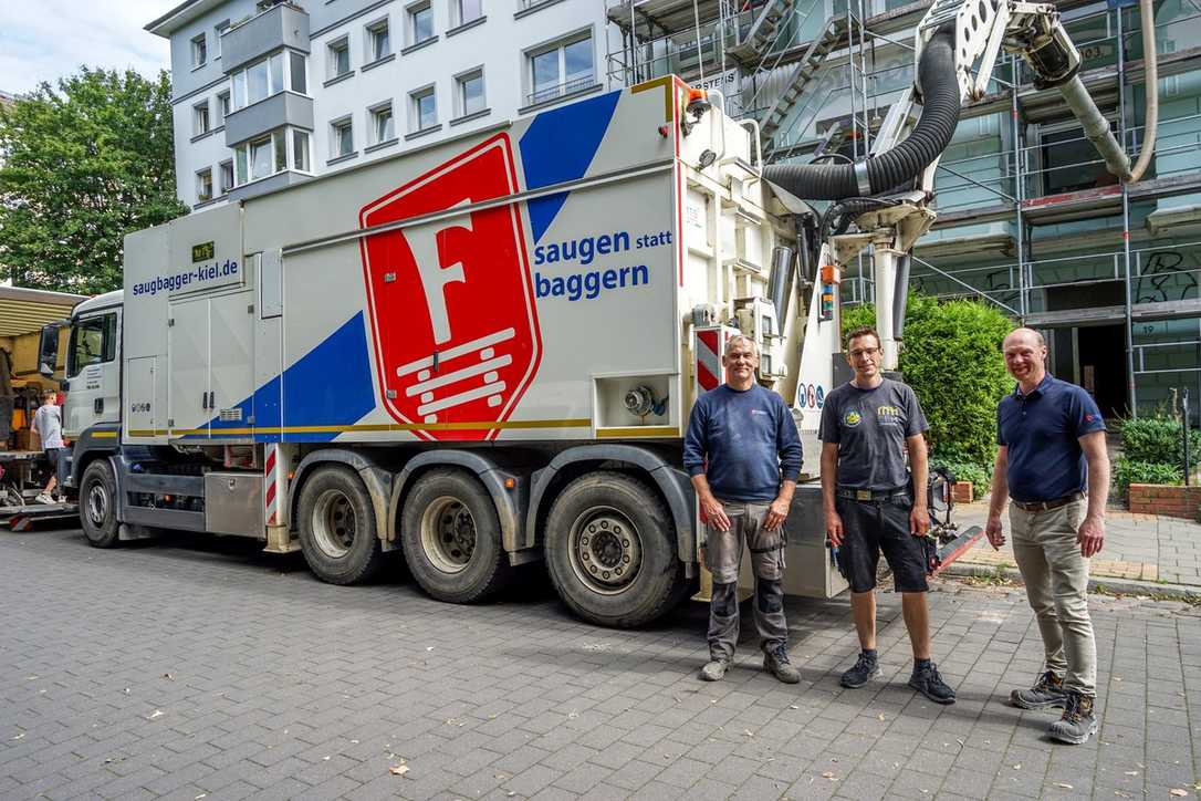 Saugbagger MTS Dino12 im Hochbau-Einsatz bei Flenker Bau