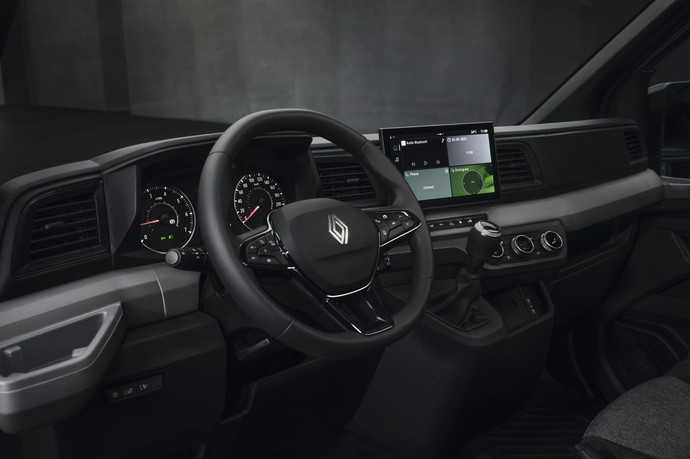 Voll digitalisiert erwartet das Cockpit den Master-Fahrer. | Foto: Renault, Renault Trucks