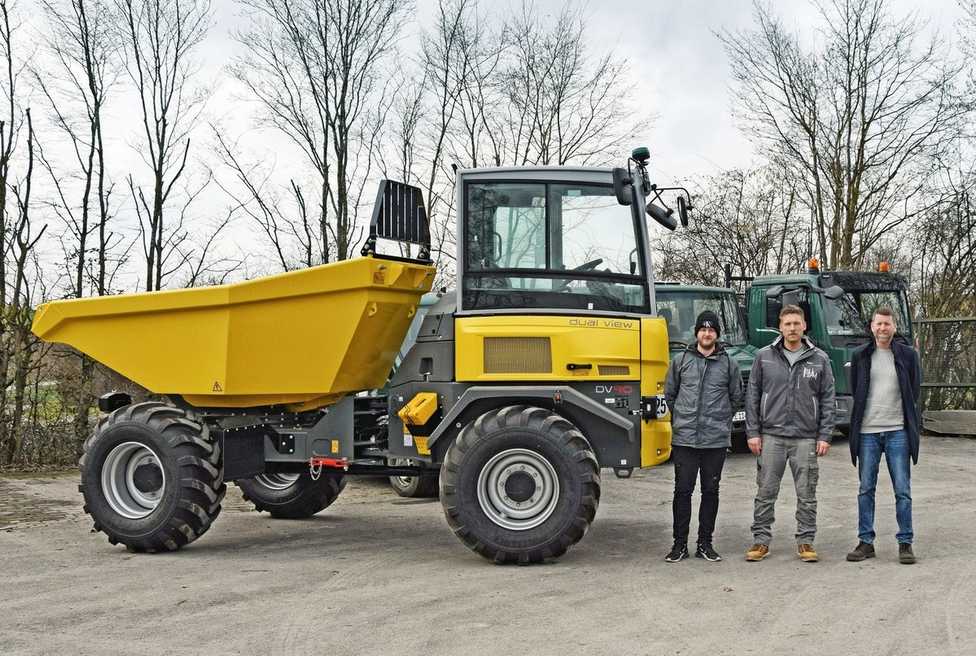 H&M kauft Dumper mit drehbarer Sitz- und Bedienkonsole