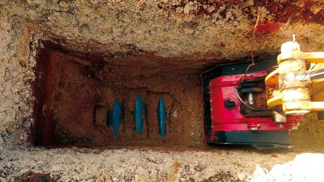 Live Dig Radar von Rodradar vermeidet Leitungsschäden beim Baggern Live Dig Radar von Rodradar vermeidet Leitungsschäden beim Baggern