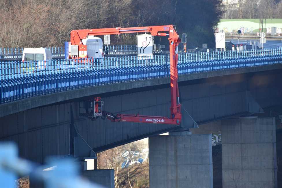 Abriss der A45-Talbrücke Rahmede bei Lüdenscheid: Forderungen aus der Bauwirtschaft