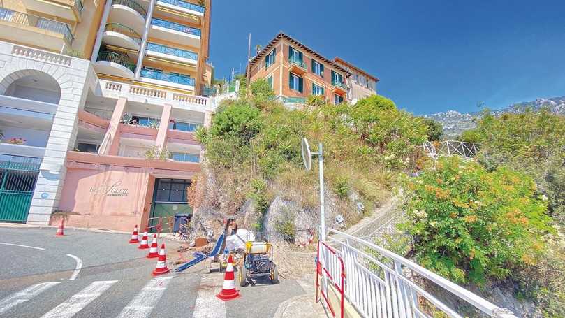 Zielbaugrube zu Füßen der Treppe „Escalier du Mont-Agel“ | Foto: Rädlinger primus line