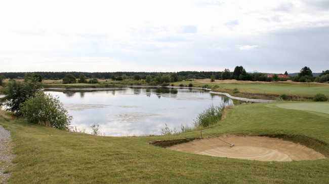 Die Teiche auf dem Golfplatz Valley dienen als Regenwasserspeicher zur Bewässerung von Grüns und Abschlagsflächen. | Foto: bs