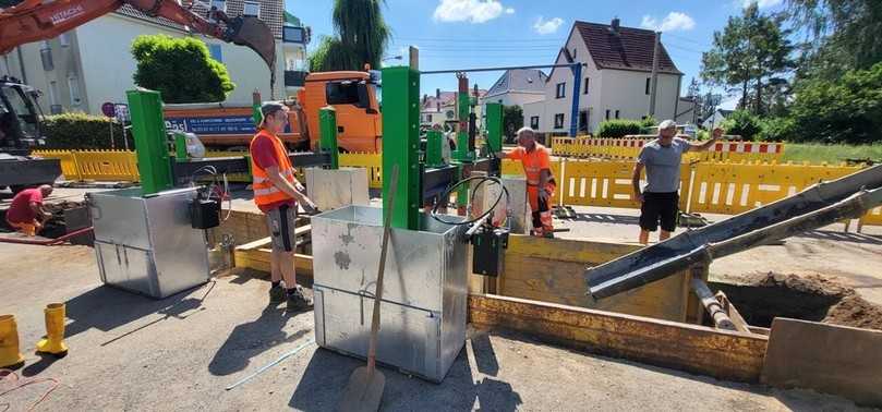 Fünf Verbauboxen und drei Rohrverlegehilfen im Einsatz. | Foto: Hauser Service