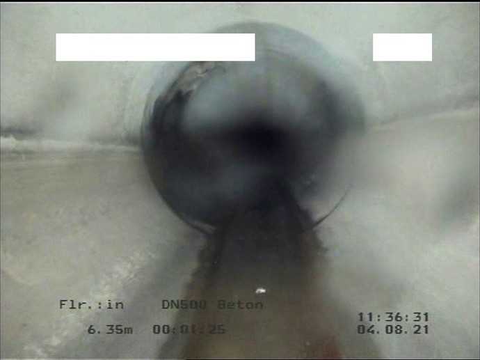 Abbildung 10: durch Wassertropfen auf der Linse beeinträchtigte Optik – das menschliche Auge kann Objekte wie bspw. den Anschluss am linken Kämpfer dennoch ausmachen | Foto: ISAS GmbH