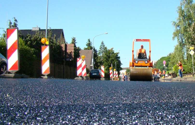 Bitumen ist ein Just-in-Time Produkt. Ohne Alternativ-Lieferungen an bitumenfähigem Schweröl erwartet die Branche eine Unterversorgung innerhalb von nur zwei bis drei Wochen. | Foto: DAV/B. Hinrichs