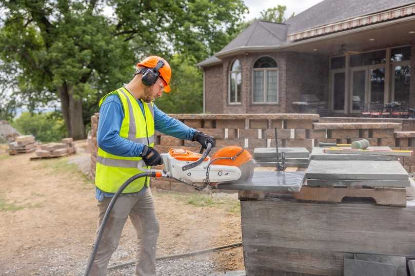 Im Akku-System AP erweitert Stihl sein Portfolio an Trennschleifern um den Stihl TSA 300. | Foto: Stihl