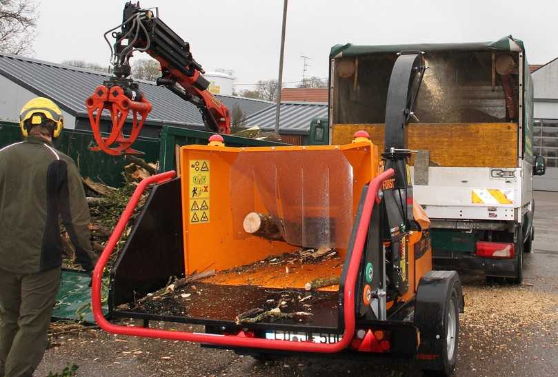 Schluckt was weg: der Först ST8D zeigte Leistung und bewältigte seine Arbeit zügig. | Foto: bs