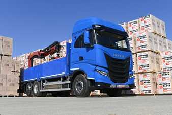 Iveco S-Way-Baustofftransporter mit Erdgas-Antrieb