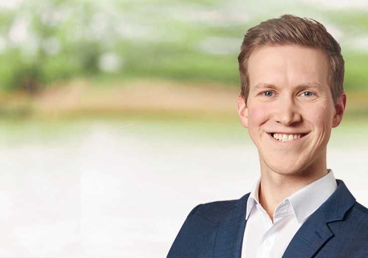 Oliver Meyer (Master of Engineering) ist Nachhaltigkeitsberater bei Kullmann und Meinen, Unternehmensberatung für die bauausführende Branche. | Foto: Kullmann und Meinen GmbH