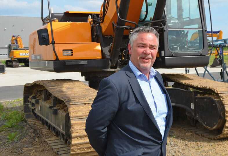 „Es ist heute einfacher als vor der Rezession. Es gibt weniger Markenbewusstsein bei den Kunden. Die Lebenszyklus-Kosten stehen im Vordergrund“, sagt Tony Thorpe, Sales Area Director Excavators Northern and Western Europe.