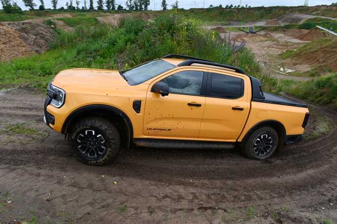 In der Luxusausführung macht der Ford Ranger im Pick-up-Test Eindruck. | Foto: Frank Hausmann