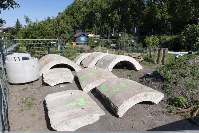 Herausgeschnittene Betonüberwölbungen mit denen der Landgraben 1910 geschlos- sen wurde. | Foto: Relineeurope