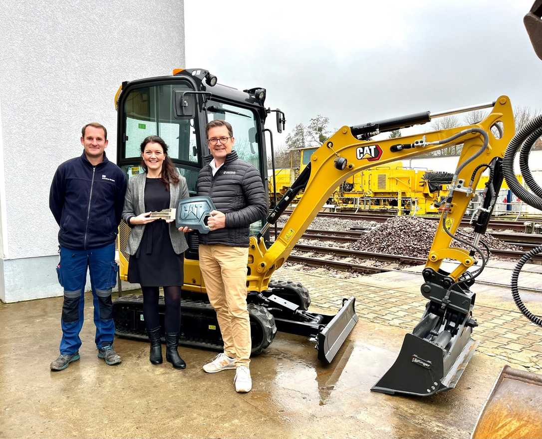 Minibagger von Caterpillar für Azubis der Deutschen Bahn