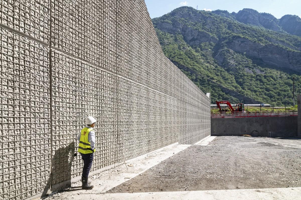 „Gabion“ beim Lyon-Turin-Tunnelprojekt: Noe wird lange Zeit der einzige Anbieter sein, der diese Struktur anbieten kann, da sie als Geschmacksmuster eingetragen ist. | Foto: NOE Schaltechnik/Henri Comte