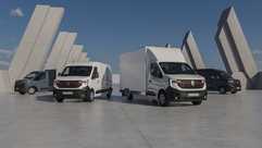 Renault Trucks mit Kipper und Koffer für den Bau