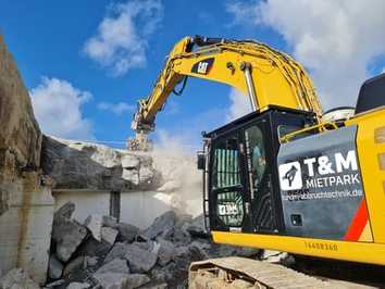 Dicken Beton schonend zerkleinert