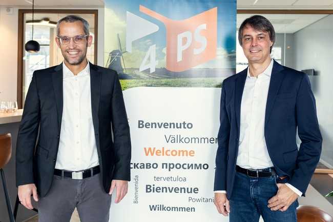 Auf dem Bild zu sehen: Tobias Fenster (l.) und Oliver Couvigny, geschäftsführende Gesellschafter bei 4PS. | Foto: 4PS Bausoftware