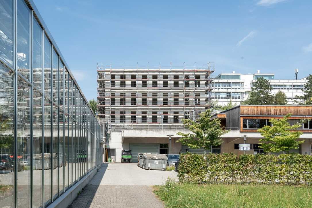 Stuttgarter Uni-Neubau mit nachhaltigem Beton gebaut