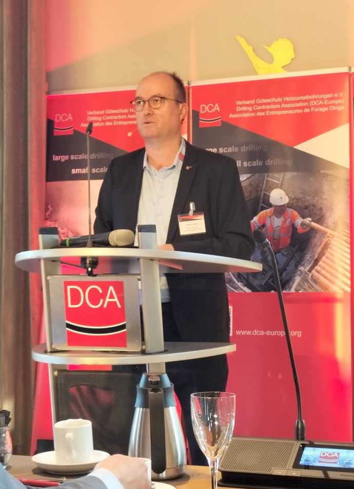 DCA-Geschäftsführer Dietmar Quante freute sich über das große Interesse an der Mitgliederversammlung. | Foto: B_I/Valdix