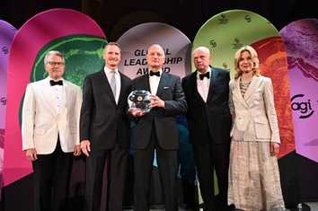 Dr. Nikolas Stihl erhält Global Leadership Award