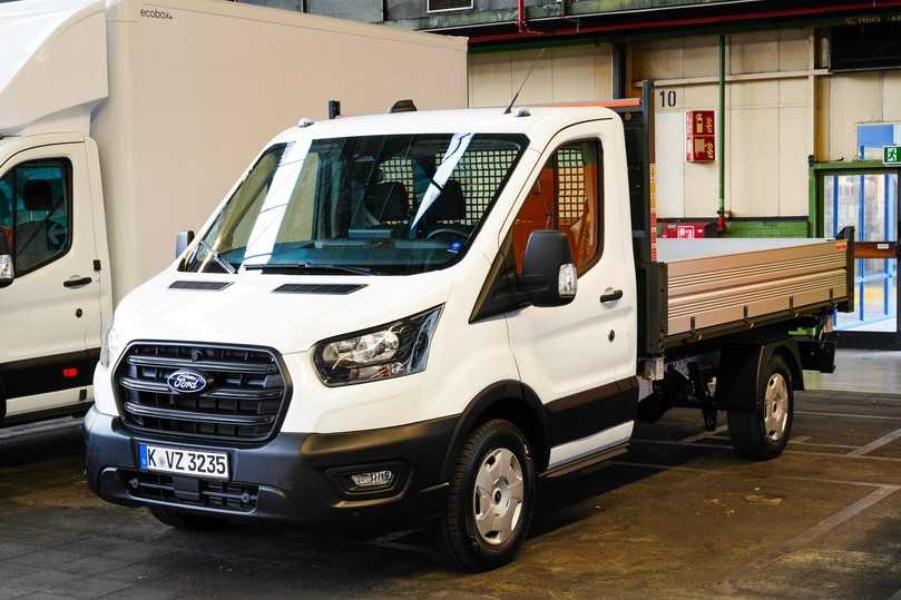 Ford Transit mit Kippbrücke von Scattolini im Einrechnungsgeschäft. | Foto: Randolf Unruh, Ford Ford Transit mit Kippbrücke von Scattolini im Einrechnungsgeschäft. | Foto: Randolf Unruh, Ford