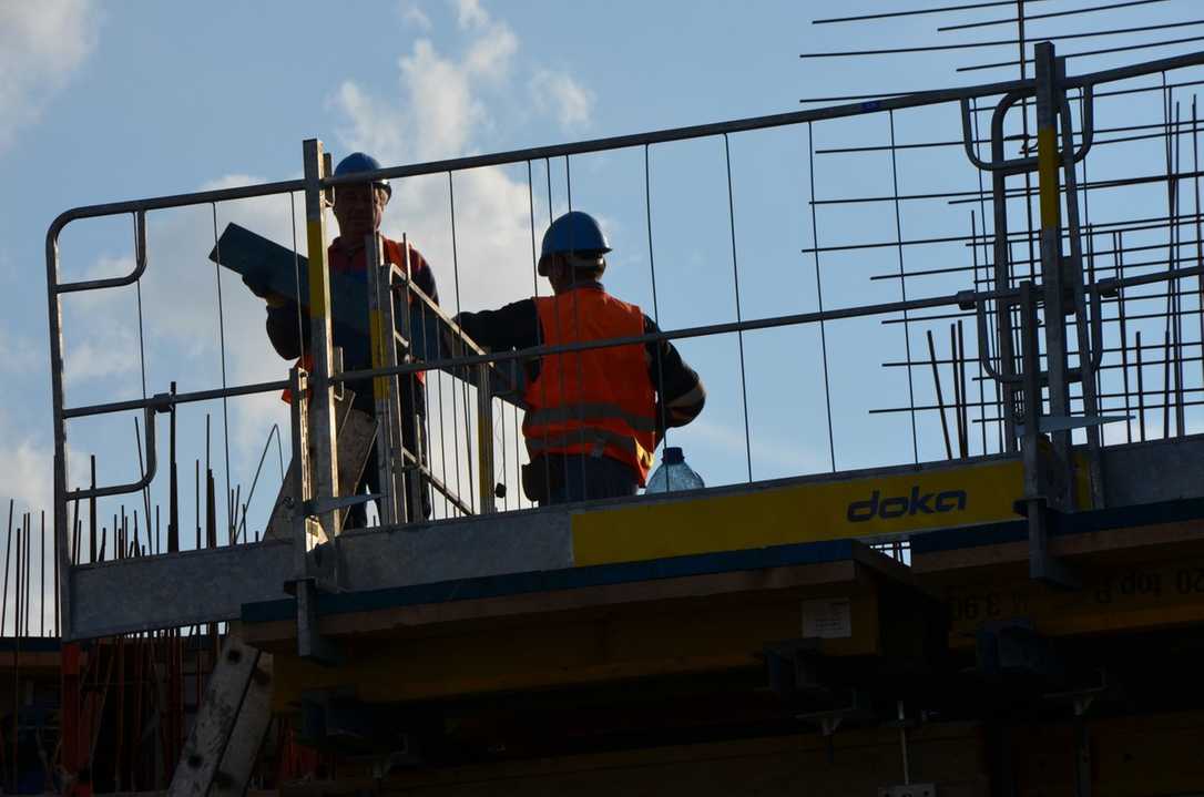 Tarifvertrag Baugewerbe: Das sind die Lohnerhöhungen für Bau-Beschäftigte und Azubis