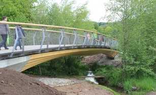 Stuttgarter Holzbrücke erstmals realisiert