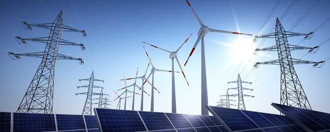 Klimaneutralität und Unabhängigkeit von Energieimporten gelingt nur durch einen konsequenten Umbau der Versorgungssysteme auf erneuerbare Energien. | Foto: iStock / peterschreiber.media