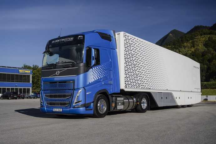 Der Volvo FH500 LNG tankt Biogas und erreicht das Fahrniveau von Diesel-Lkw. | Foto: Quatex