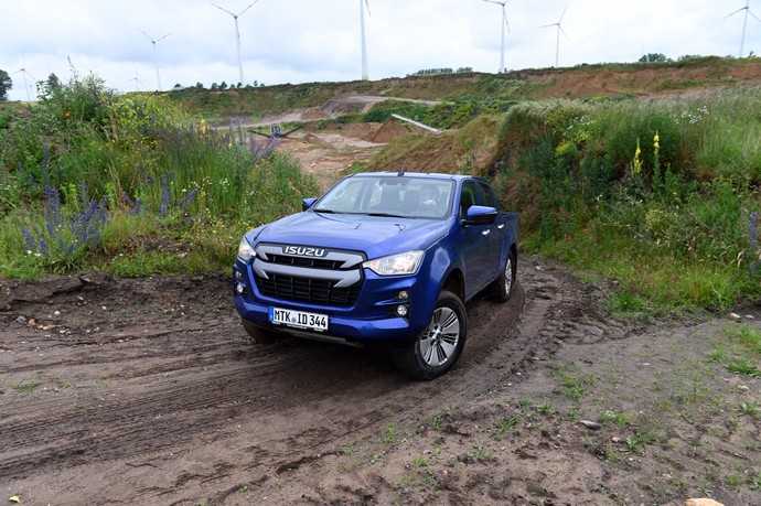 Als günstigster Teilnehmer im Pick-up-Test zeigt sich der D-Max trotz etwas schwächerer Werte als zuverlässiger All-Rounder. | Foto: Frank Hausmann