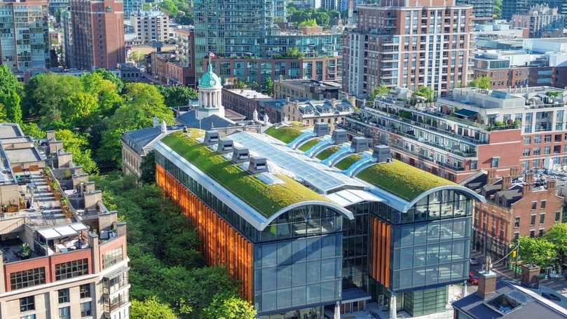 Eindrucksvolles Zinco-Gründach: das Tonnendach des St. Lawrence Market in Toronto | Foto: Zinco Canada