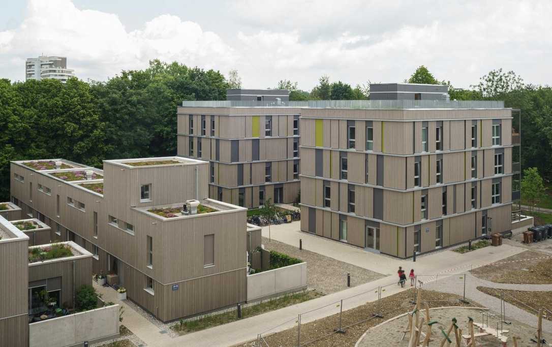 Nachhaltigkeit am Bau: Ziegelindustrie kritisiert neues Holz-Förderprogramm in Bayern