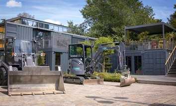 Hitachi-Maschinen helfen bei schnellem „Gardena Brand Center“-Bau