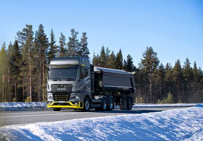 Der neue MAN hTGX soll als Zero-Emission-Fahrzeug für schwere Baukippsattelzüge oder Holztransporter zum Einsatz kommen. | Foto: MAN Truck & Bus