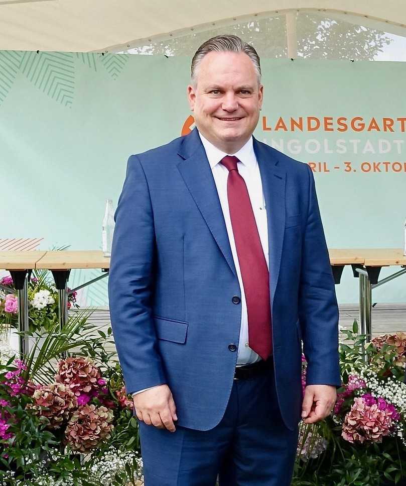 Oberbürgermeister Dr. Christian Scharpf möchte mit dem zweiten Grünring bleibende Werte schaffen für die Stadt. | Foto: B_I/Bauer