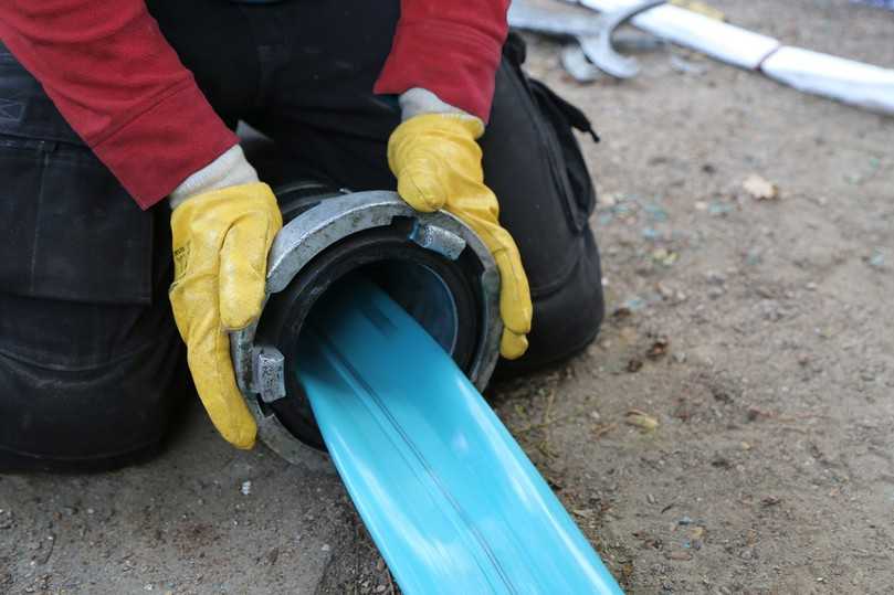 Das Schlauchlinerverfahren Mr. Pipe-Liner ist für alle Hausanschlussleitungen (Abwasser und Regenwasser) geeignet – u.a. bei Wurzeleinwüchsen, Scherbenbildung oder fehlenden Scherben, Rissen sowie verschobenen Verbindungen. Ergänzt wird das Verfahren durch den ebenfalls DIBt-zugelassenen Mr. Pipe-Stretch-Liner für die Sanierung von Leitungen mit drei verschiedenen Dimensionen/Nennweiten. | Foto: Canal-Control Rohrsanierung GmbH