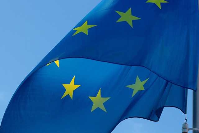 Die Europäische Kommission plant eine Zusammenfassung der Vergaberichtlinien und neue Vorgaben für Wertungskriterien. | Foto: NoName_13 / Pixabay