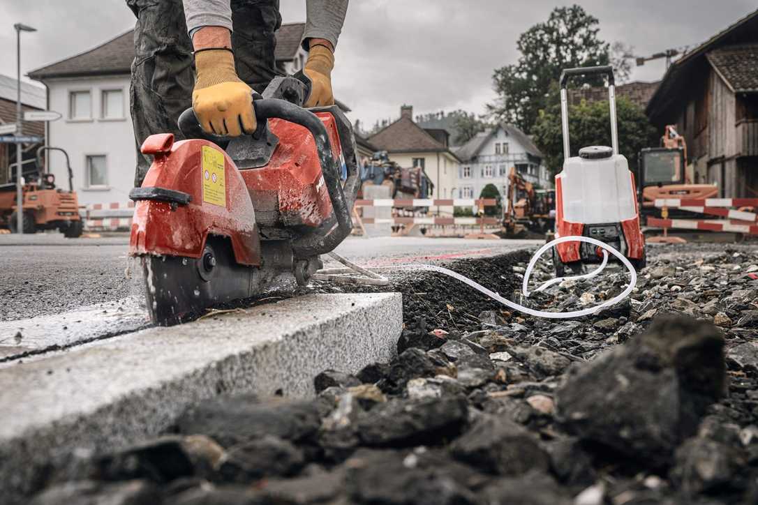Hilti bringt neue Akku-Trennschleifer DSH 700-22 ATC und DSH 600-22 ATC Hilti bringt neue Akku-Trennschleifer DSH 700-22 ATC und DSH 600-22 ATC