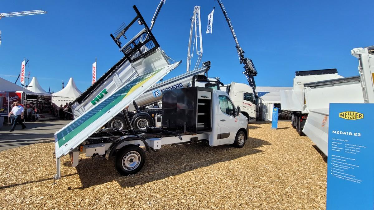 Die neue Trigenius-Baureihe von Meiller hat in der Branche voll eingeschlagen. Beliebtes Einstiegsfahrzeug ist der 3,5-Tonner mit Dreiseitenkipper – er bietet 830 kg Nutzlast. | Foto: B_I MEDIEN/bb