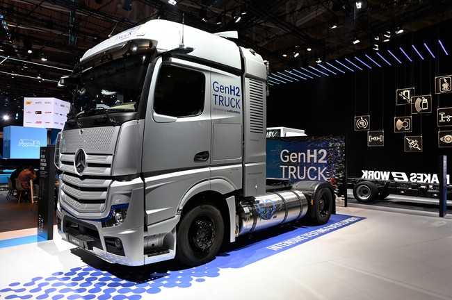 Ab 2025 soll der Mercedes GenH2 Truck mit Brennstoffzelle an den Start gehen. | Foto: Quatex
