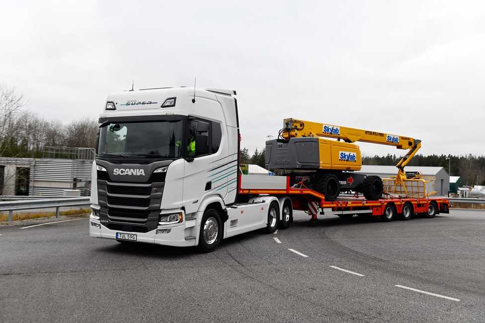 Fahrbericht: Neuer "Super"-Truck von Scania spart Treibstoff ein