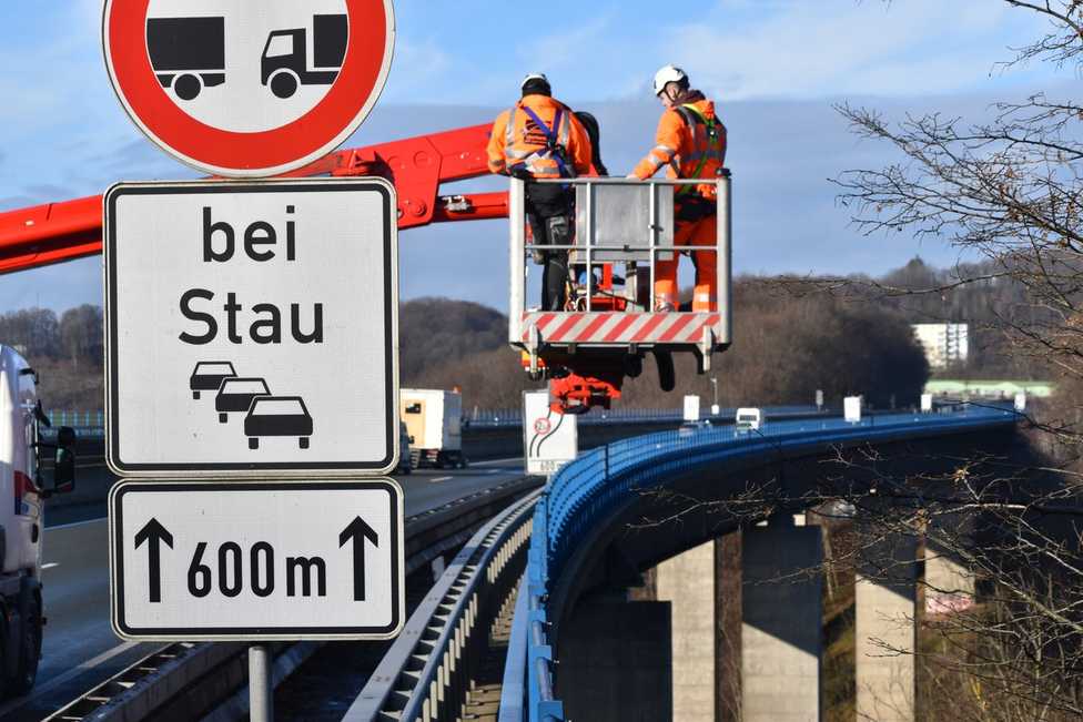 Sperrung der A45: Bauwirtschaft fordert mehr Tempo bei Sanierung von Autobahnbrücken