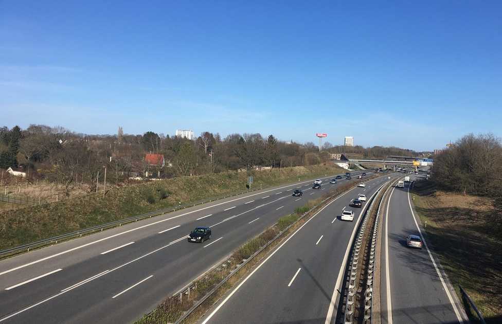 Autobahnbau: Bund und Bauwirtschaft unterzeichnen Partnerschafts-Charta