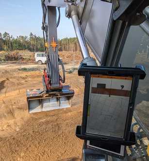 ++ Excav zeigt mobiles 3D-GNSS für Bagger ++ Tsurumi zeigt neue Flachsauger ++