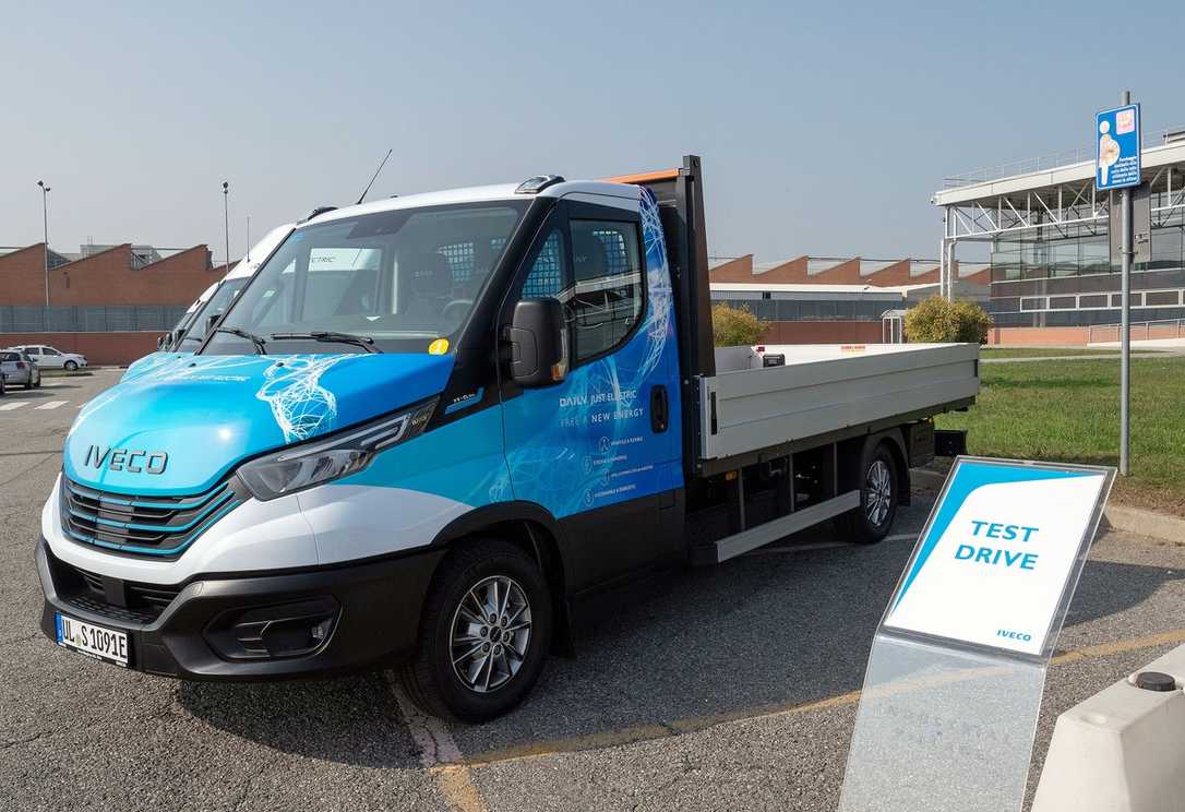 Der vollelektrische Iveco eDaily im exklusiven Test für B_I galabau