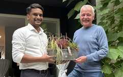 Abin Thomas unterstützt als Willkommenslotse