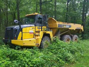 Durch Bausoftware findet sich geklauter Dumper wieder an