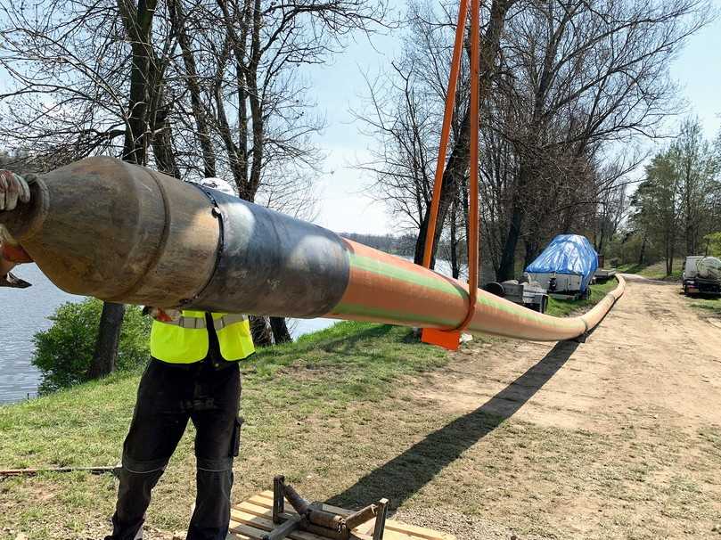 Vorbereitung des SLM DCT für die HDD-Verlegung. Das Rohrsystem aus PE 100-RC ermöglicht eine Prüfung auf Unversehrtheit direkt nach der Verlegung und kann dauerhaft geortet werden. | Foto: Egeplast