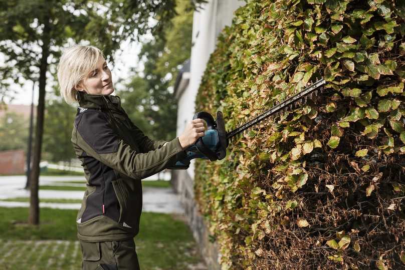 Weil Frauen denselben Anspruch auf komfortable Berufskleidung wie ihre männlichen Kollegen haben, gehören zur Galaxy-Kollektion auch Damenmodelle. | Foto: Foto: F. Engel